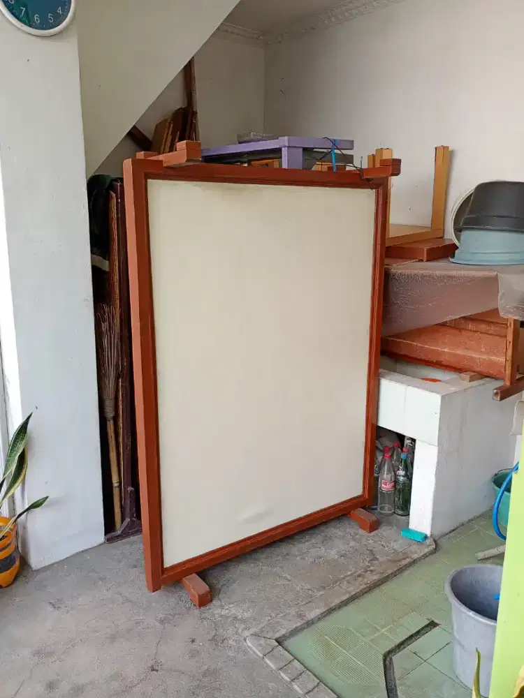 Sekat kayu tebal coklat putih 90 x 180 cm