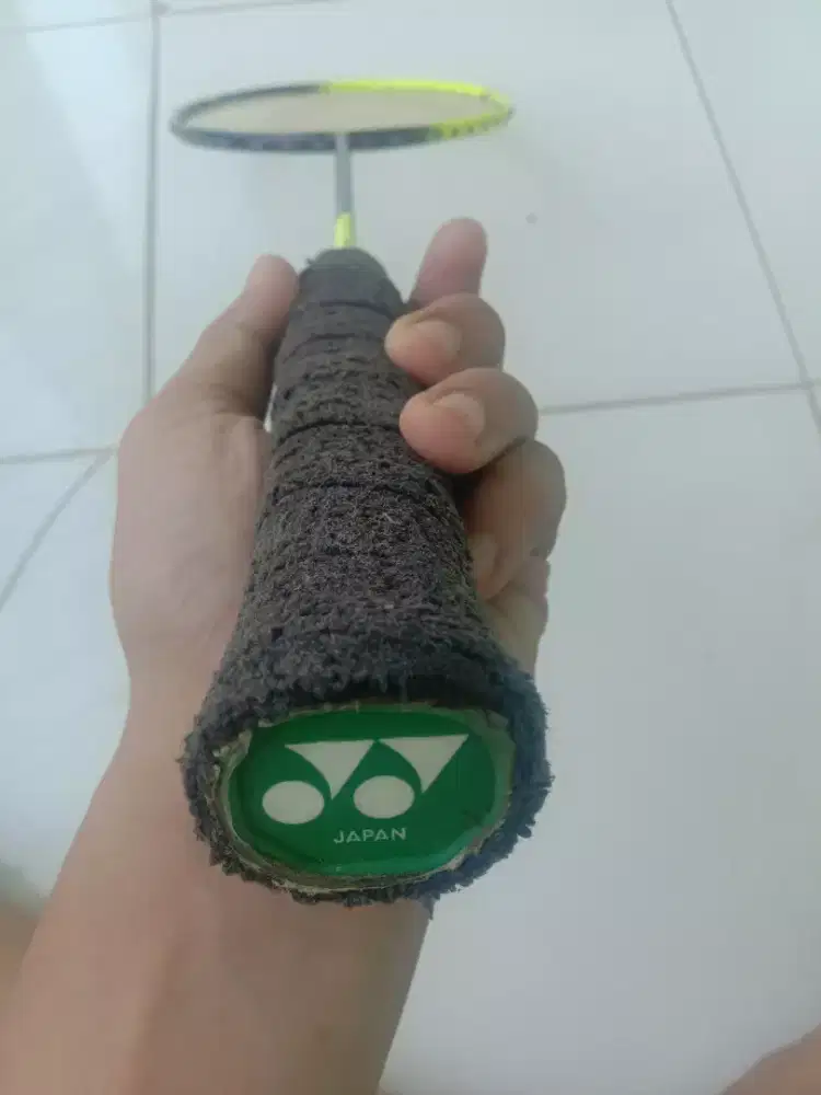 Raket bulu tangkis