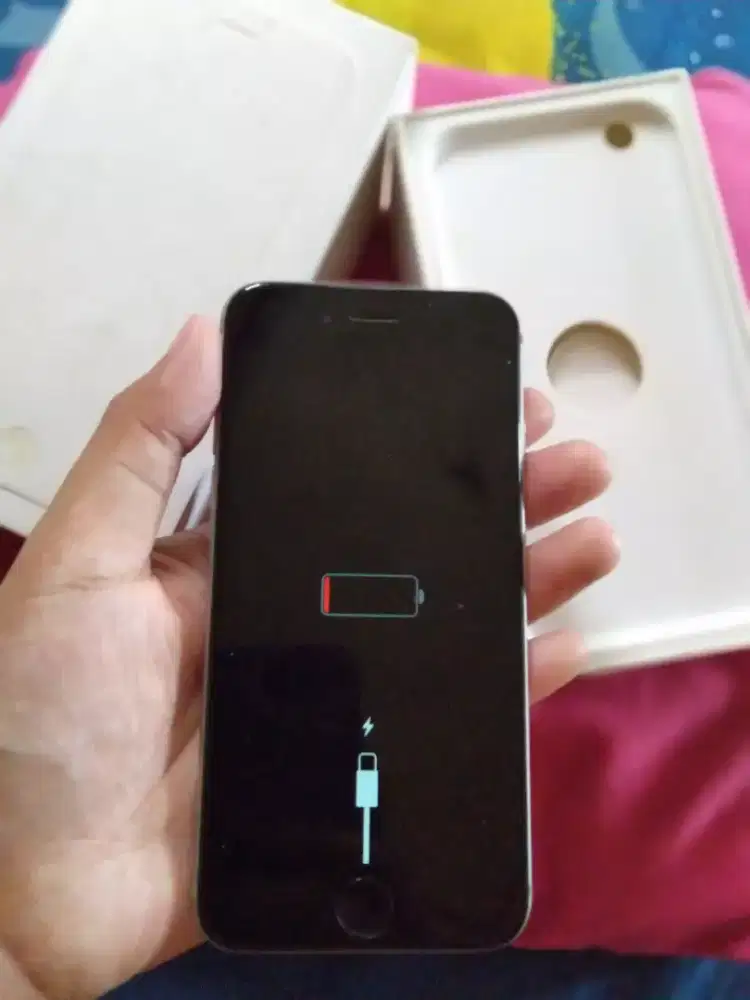 Dijual IPhone 6