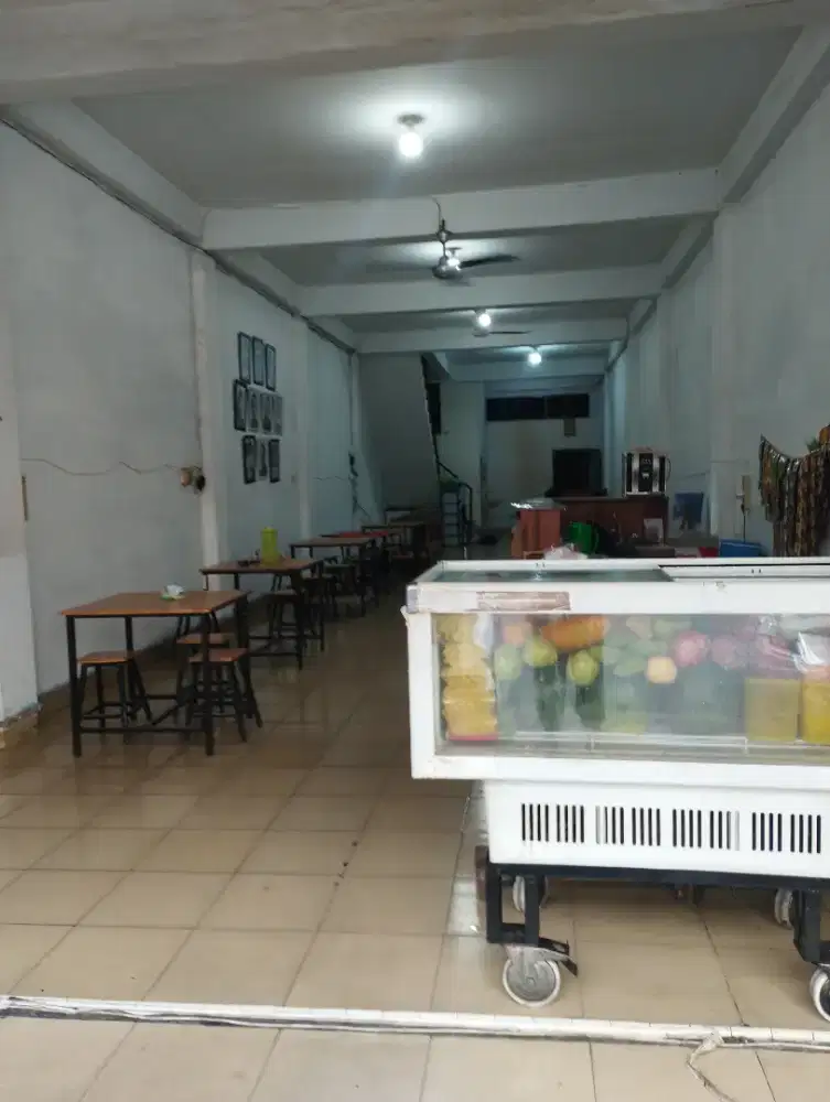 Disewakan stand/lapak jualan