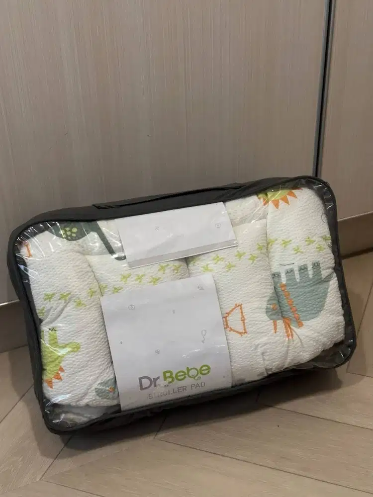 BNIB Dr. Bebe Stroller Pad - Alas Stroller Bayi Empuk