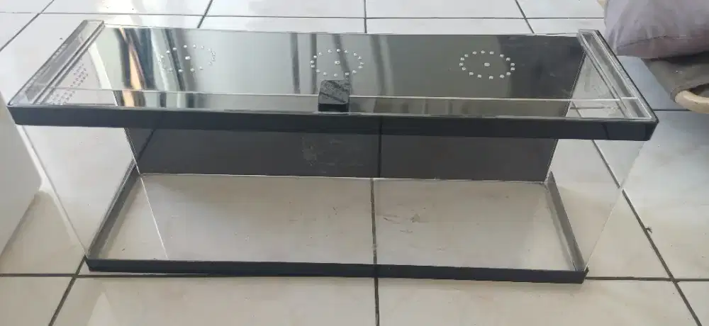 Kandang reptil akrilik