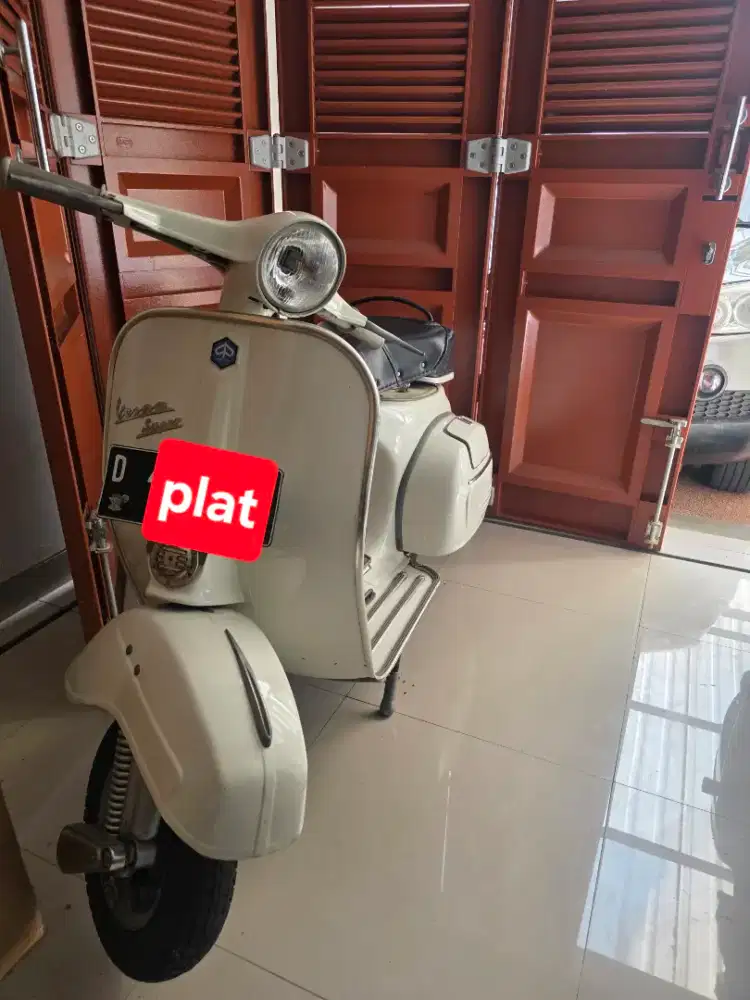 Dijual Vespa Classic Super '74, kondisi ciamik