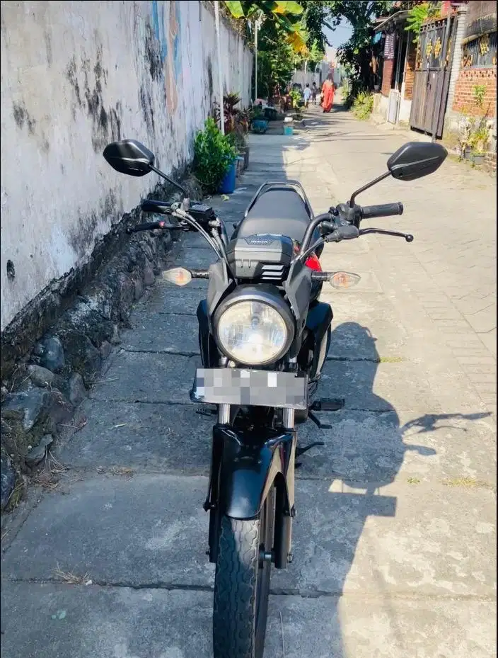 Honda cb150 verza. Plat w sidoarjo
