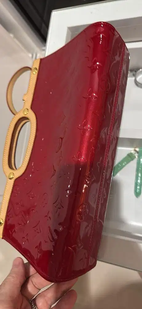 Louis Vuitton Roxbury Drive (Red Vernis)