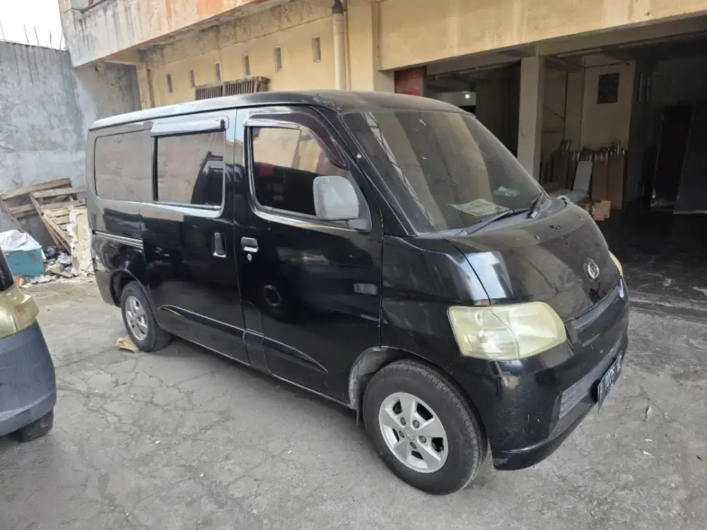 Daihatsu Grand max D MB 1.3 AC tahun 2011