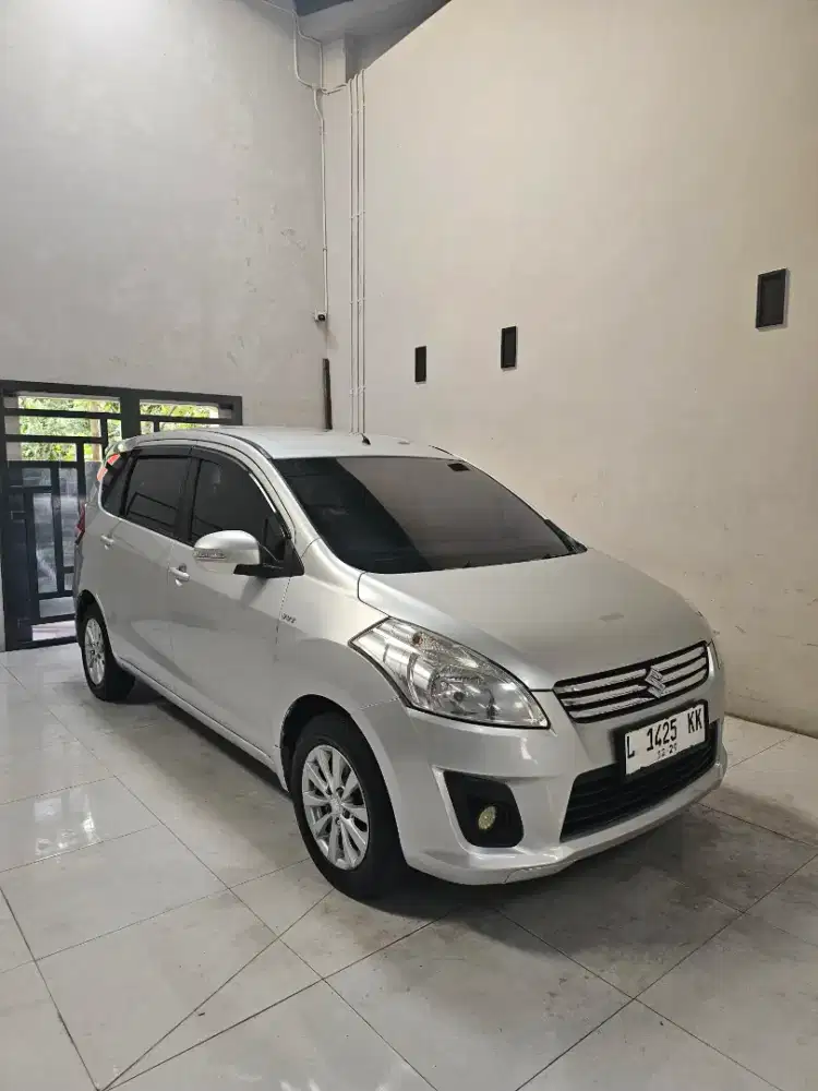 Ertiga GL matic..pmk 2015..L tgn 1..ac dobel..ready