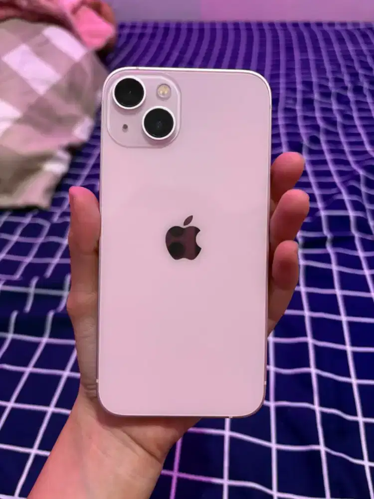 iPhone 13 Second Inter 128GB Pink - BH 85% (Siap Pakai)