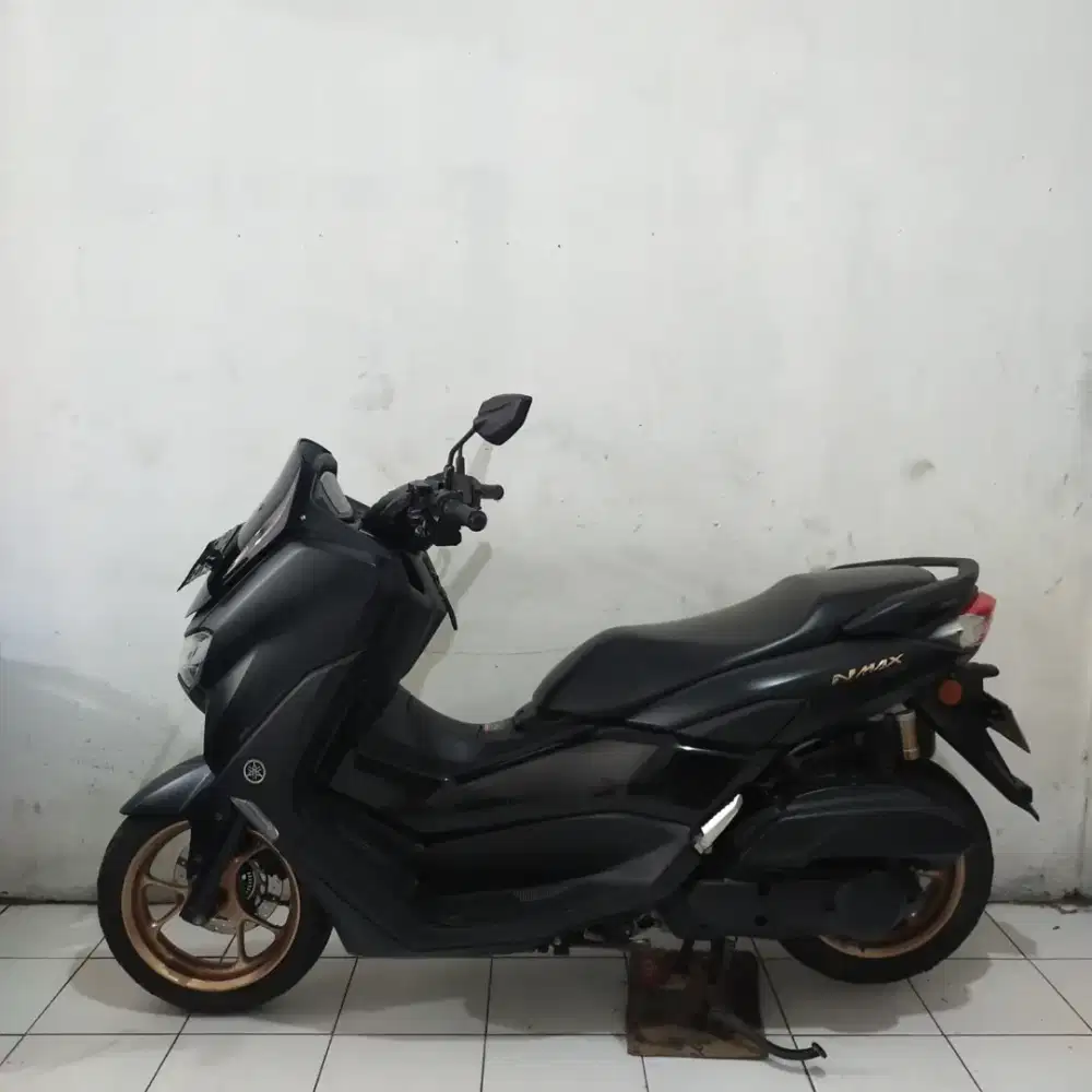 Yamaha Nmax New 2022 Orisinil Bagus lengkap