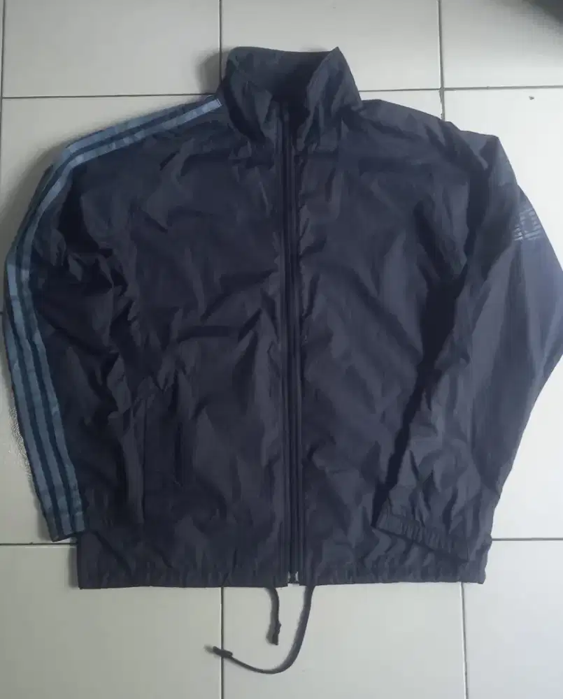 Jaket Parasut Adidas