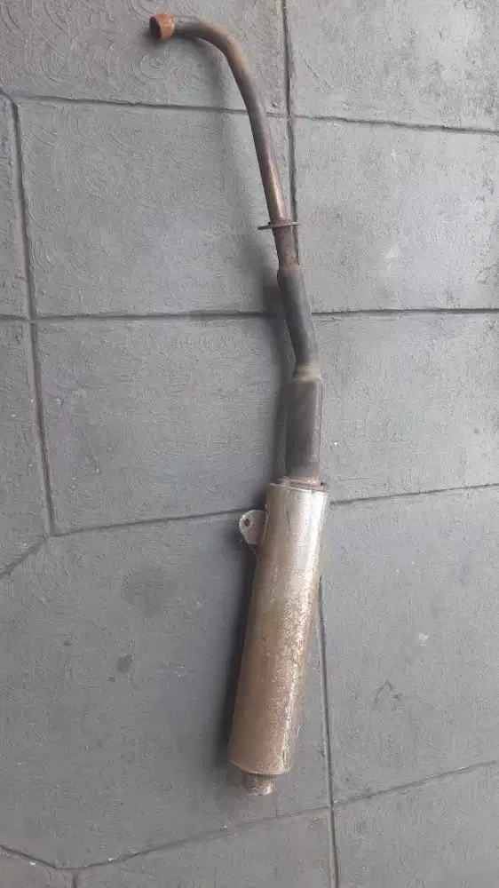 Knalpot standar