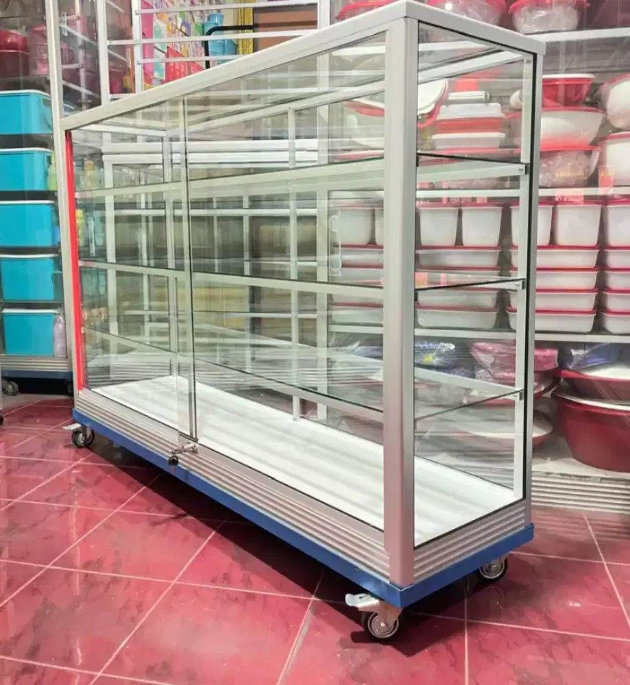 Etalase Ukuran 1,5Mx1M PAKE RODA BESAR