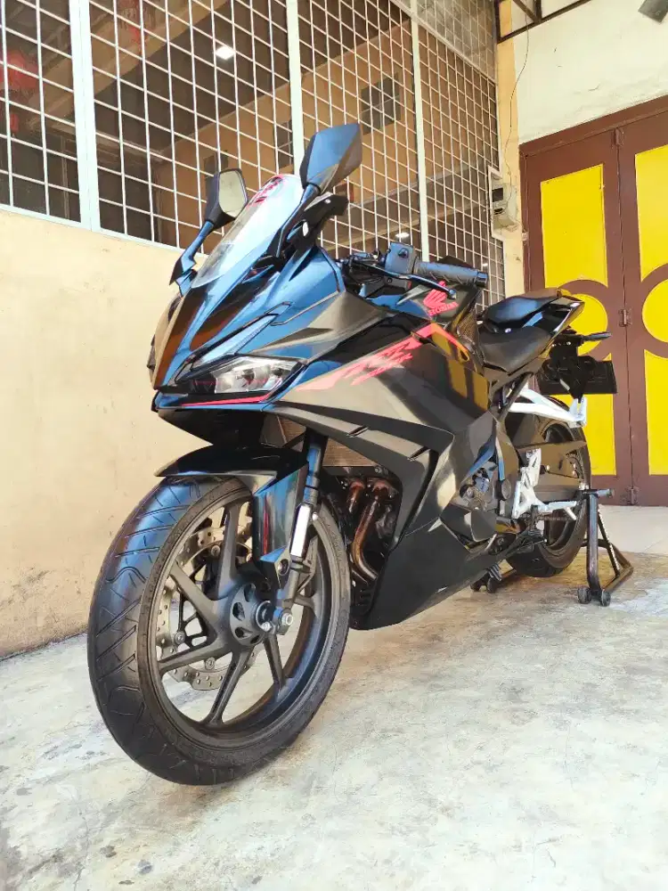 Honda CBR250RR / CBR 250RR 2023, Black Premium Metalic, Unit Mulus.
