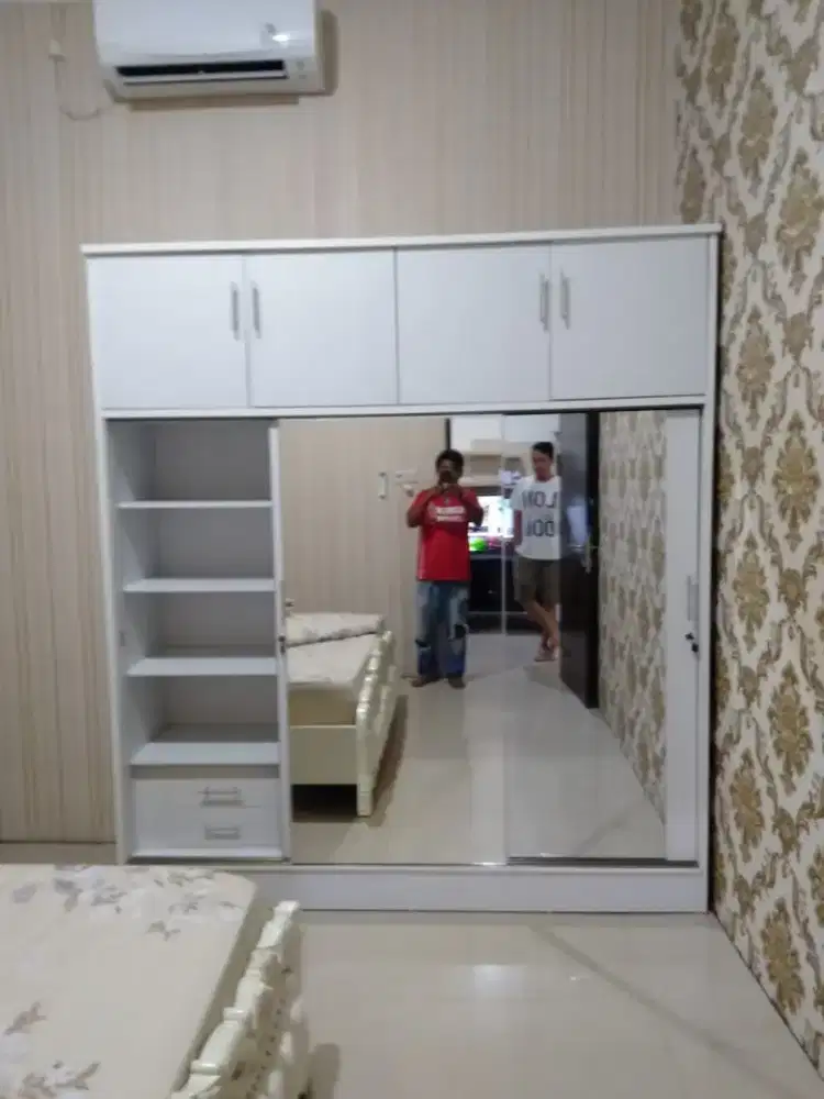 KEMARIN SLIDING MINIMALIS
