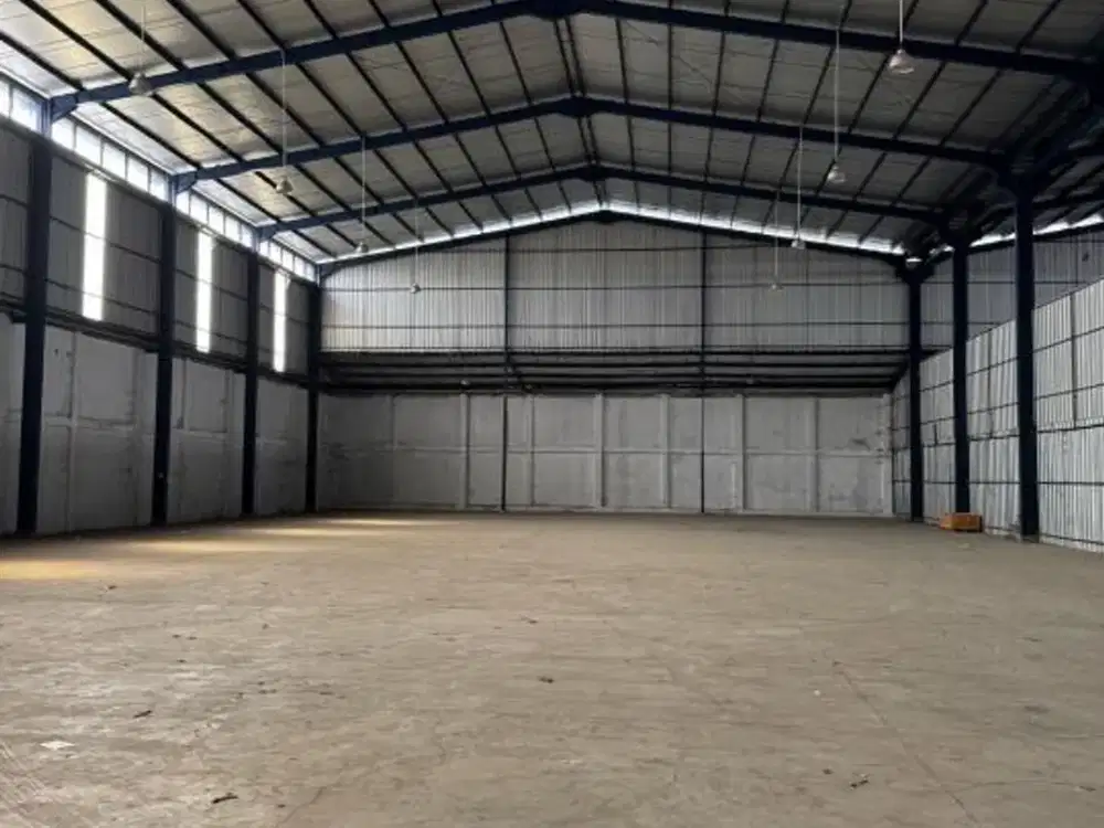 Disewa Gudang Loading Dock Bagus Tinggi 12 Meter di Peternakan Poglar Angke Kapuk Cengkareng Jakarta Barat