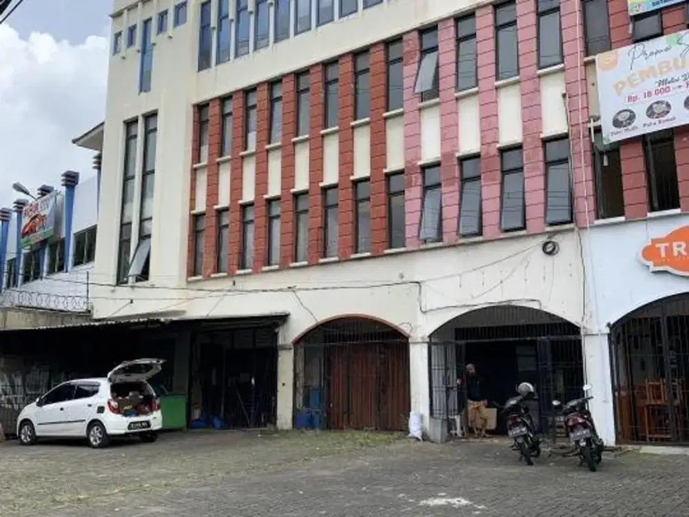 Dijual Ruko 4 Lantai di Taman Ratu Daan Mogot , Duri Kepa Jakarta Barat