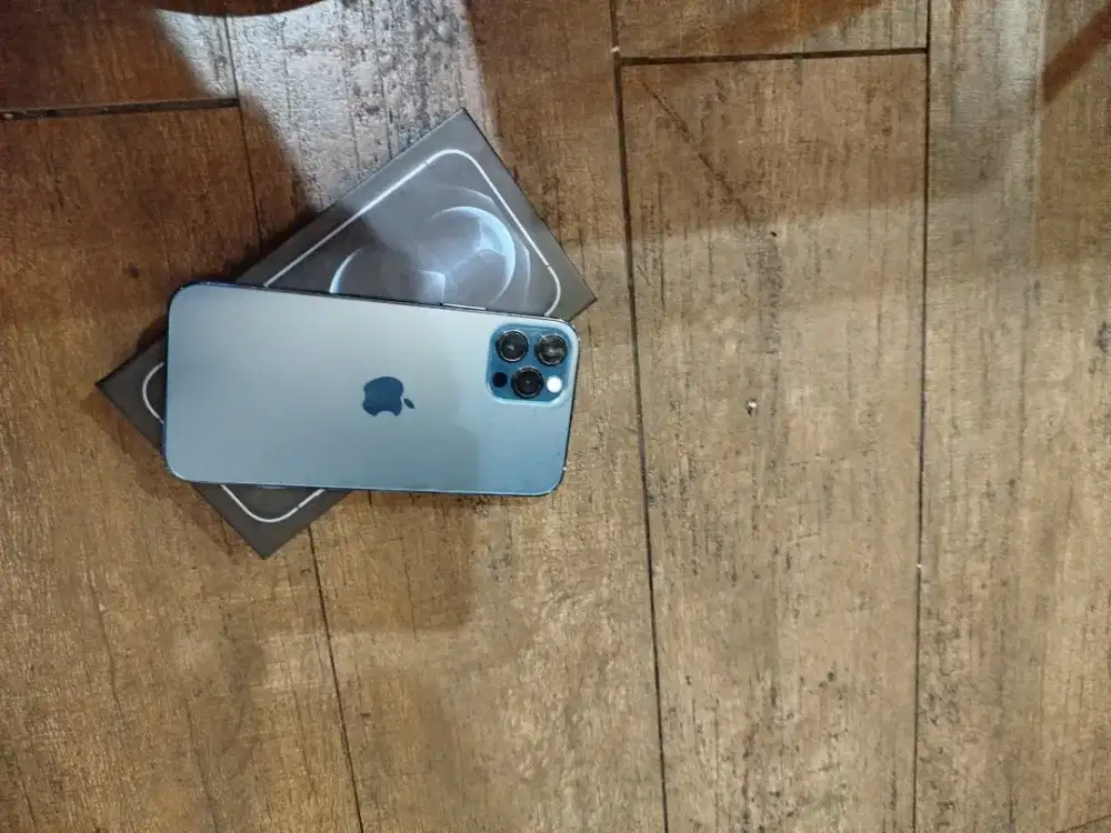 iPhone 12 pro 128gb yuk siapa yg mau