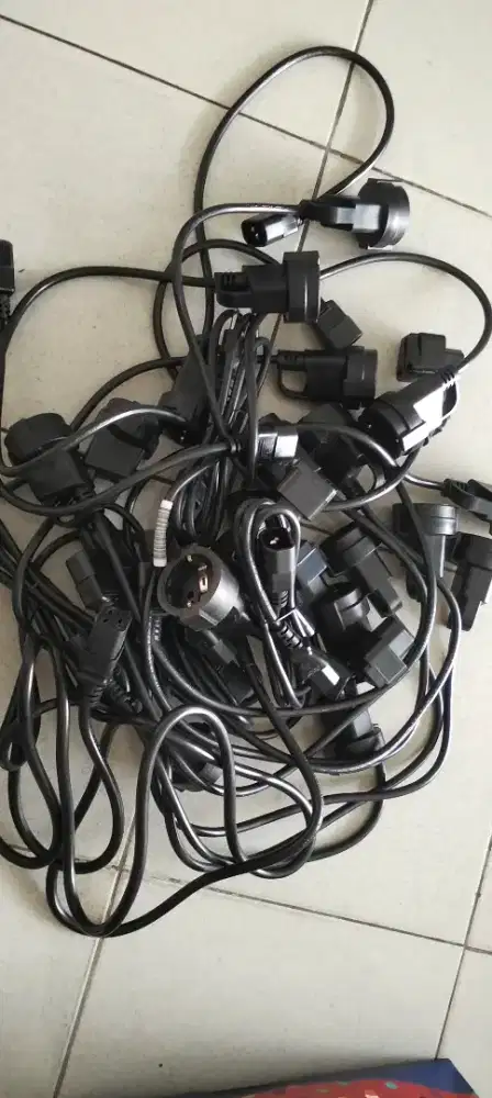 Jual kabel komputer bekas pakai