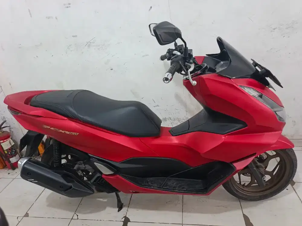 Jual beli PCX abs th2023 samping kompelik Andika hairi motor bjm