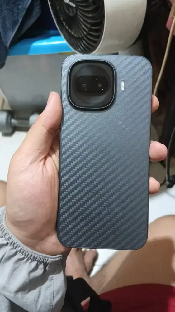 IQOO 15R 8/256 GB