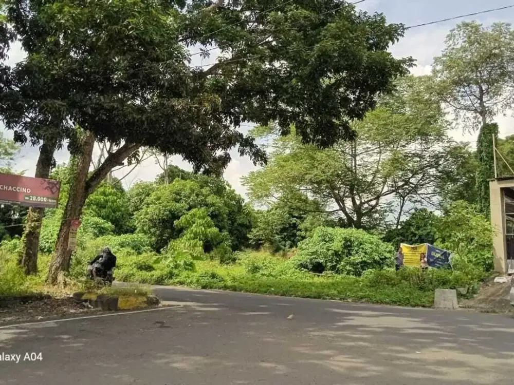Tanah Seluas 3.892 m2 Cocok untuk Tempat Usaha di Bitung - Sulut!