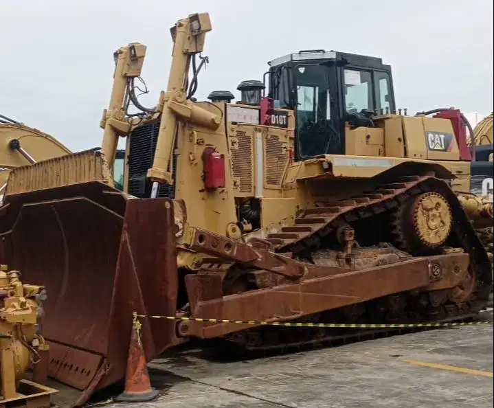 Dijual Bulldozer  Caterpillar D10T Tahun 2015