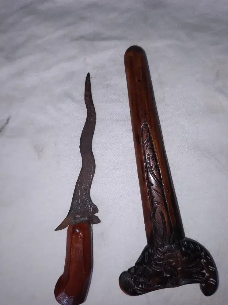 Dijual keris masih mulus