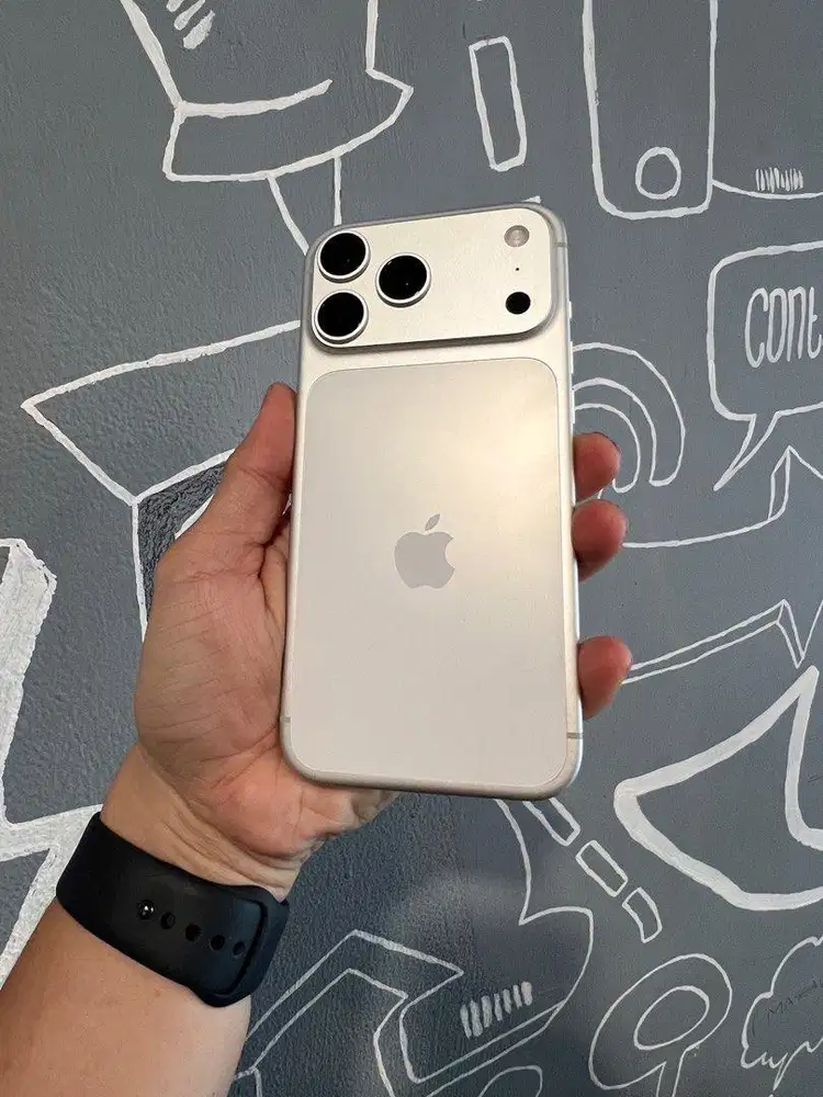 iPhone 17 Promax 256 Gb Silver iBox On Garansi