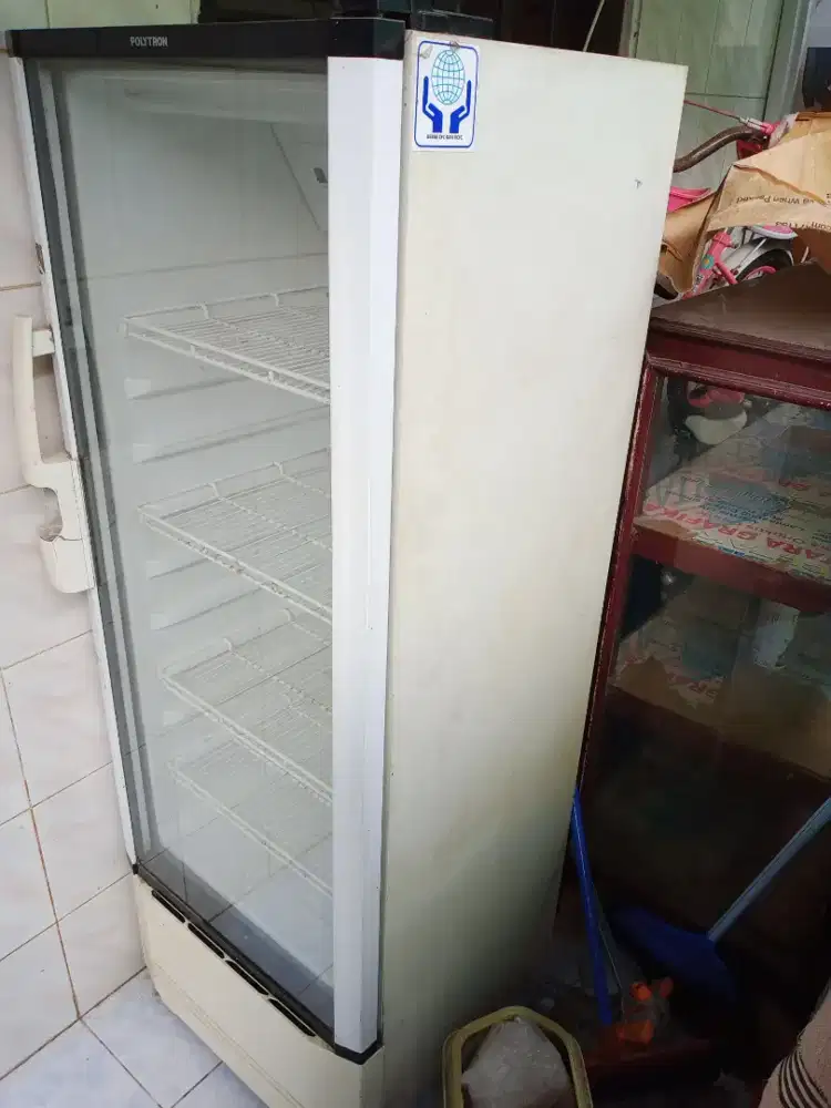 Showcase 4 Tingkat Normal Dingin Cool merek Polytron