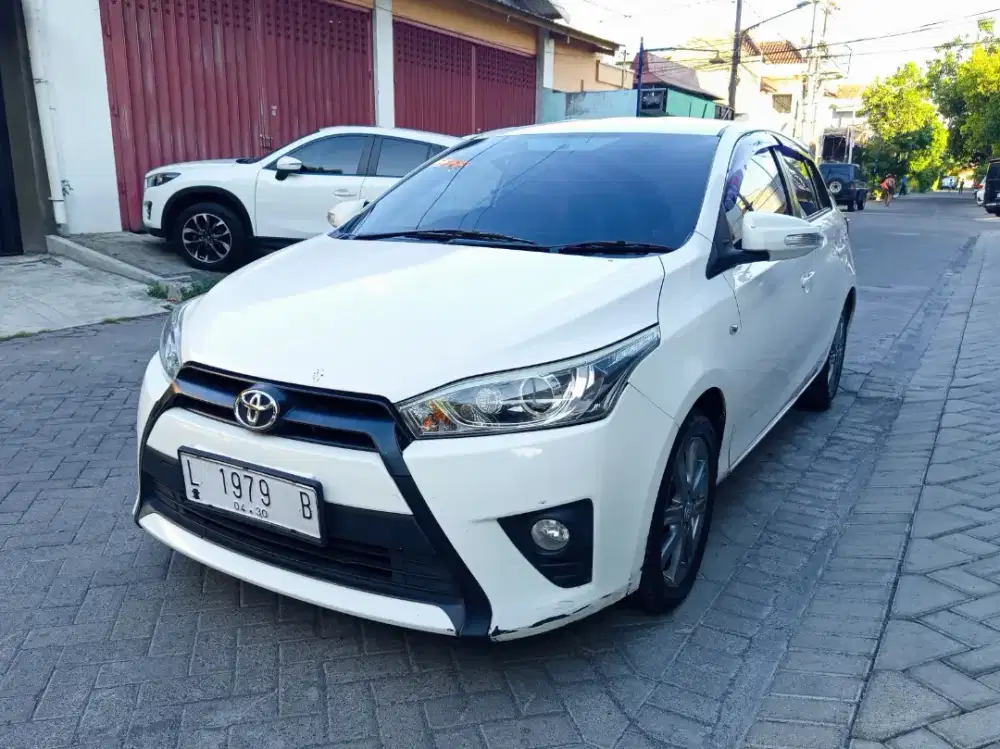 TOYOTA YARIS 1.5 G METIK 2015 PUTIH