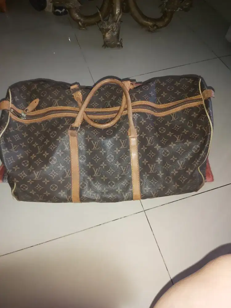 Tas pakaian mewah bgs utk traveling dll