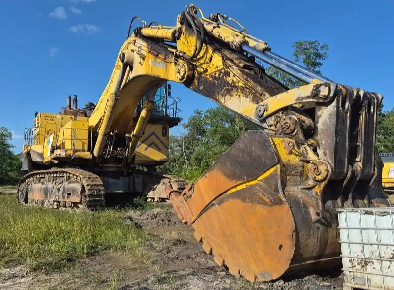 Dijual Excavator Komatsu PC2000-8 Tahun 2011