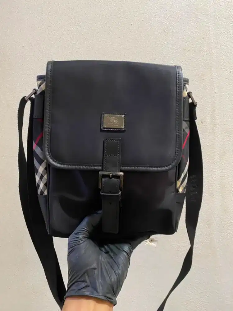 Tas selempang mini burberry black label original sale net price
