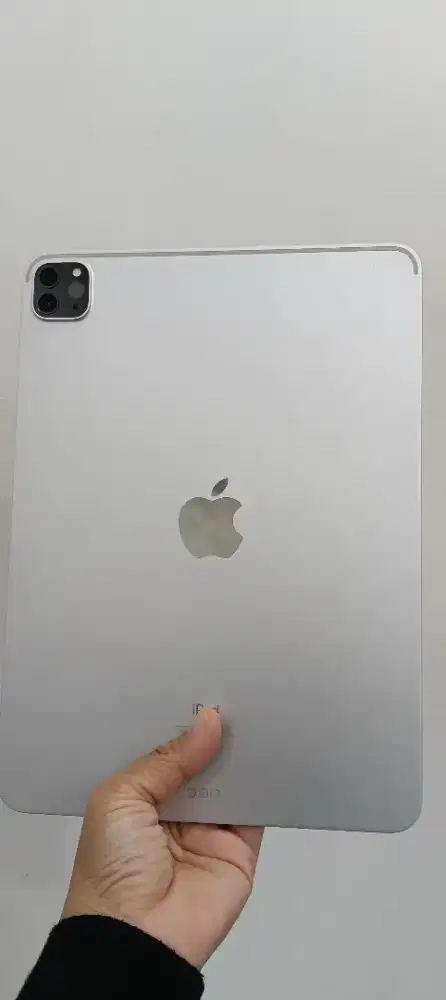 iPad pro m1 128 GB iBox wifi only