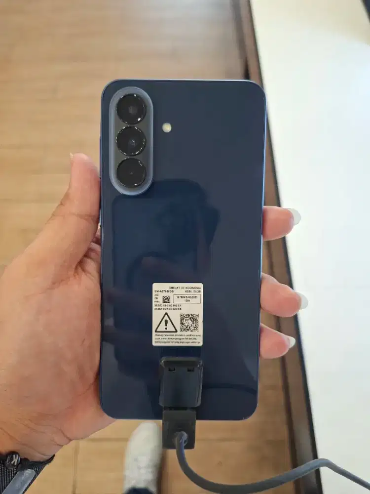 SAMSUNG GALAXY A57