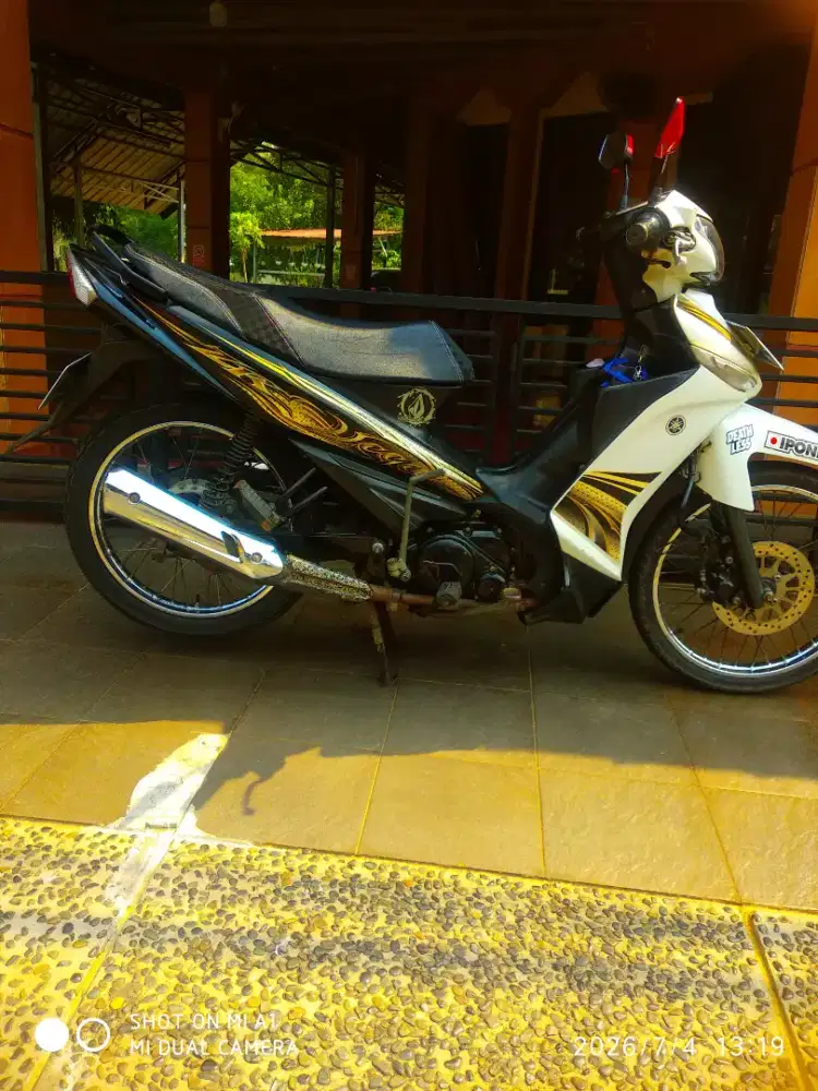 Yamaha vega ZR tahun 2011