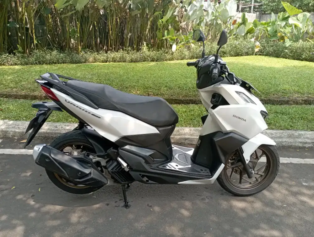 Honda Vario 160 ABS keyless 2026 kondisi bagus