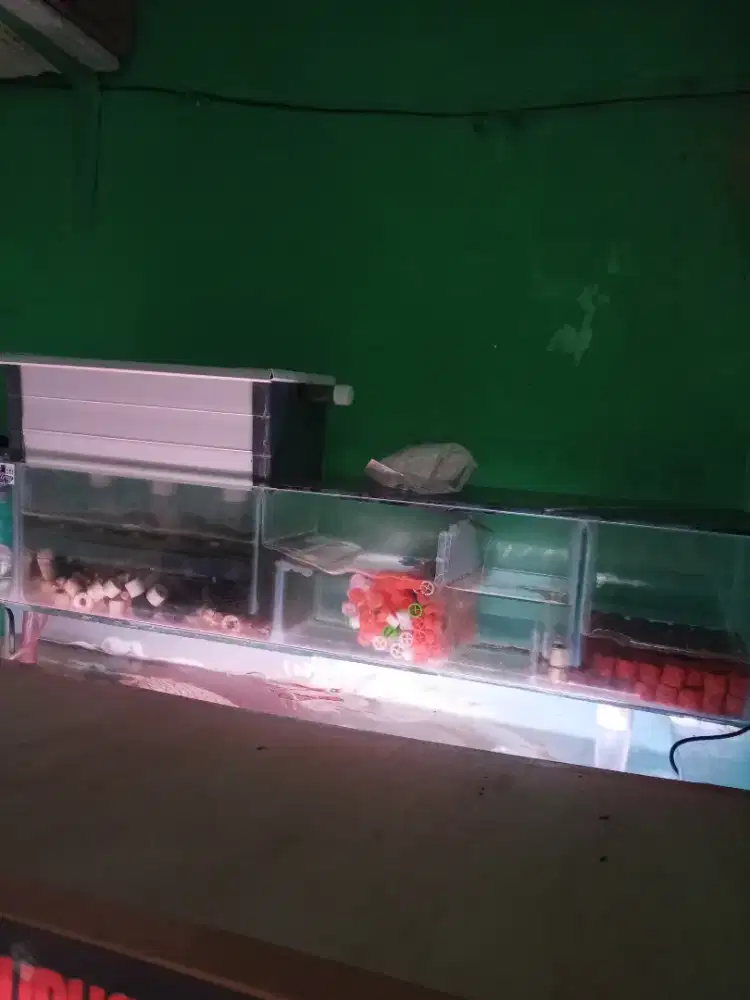 Aquarium bekas + filter atas (china style) + stiker complete