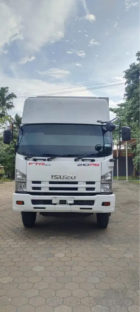 Isuzu FTR 90 S 2019 Body Box Besi Siap Pakai