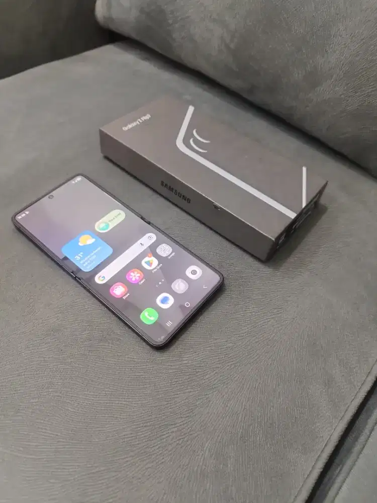 Samsung Z flip 7 12/256gb