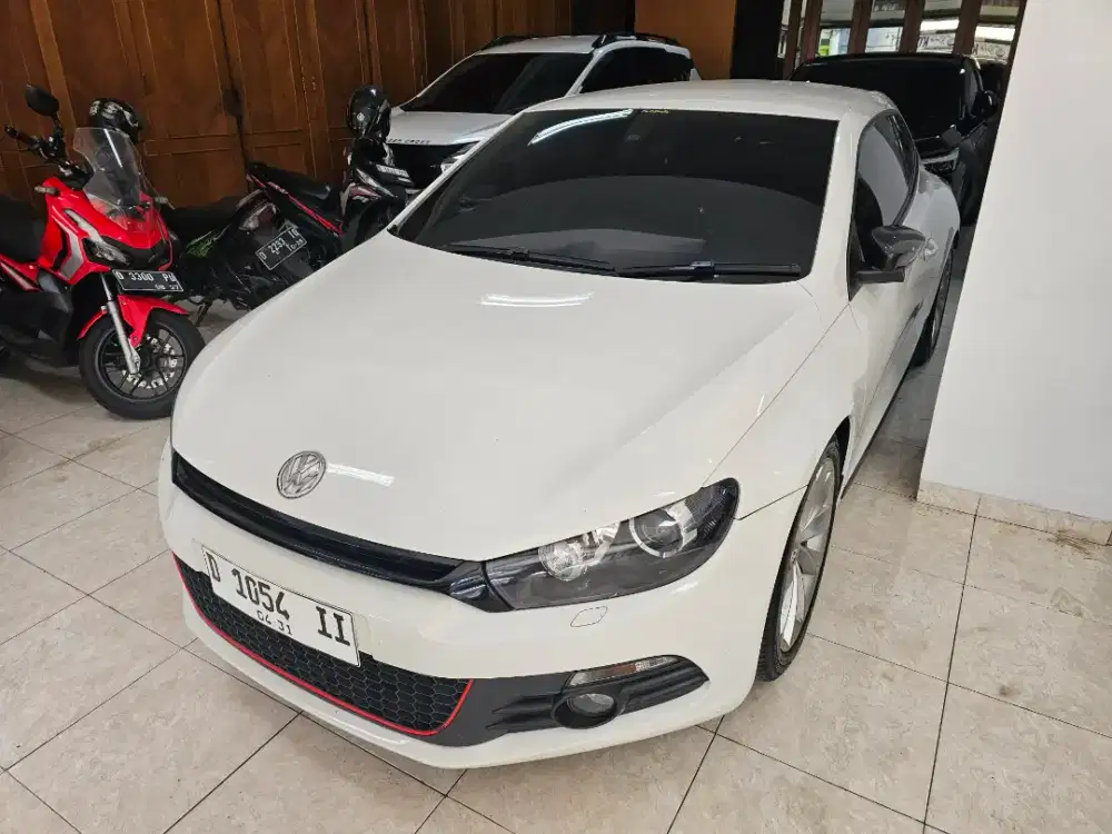 Volkswagen Scirocco 1.4 tsi at 2012 putih, km 64rb, mulus, trwt skl