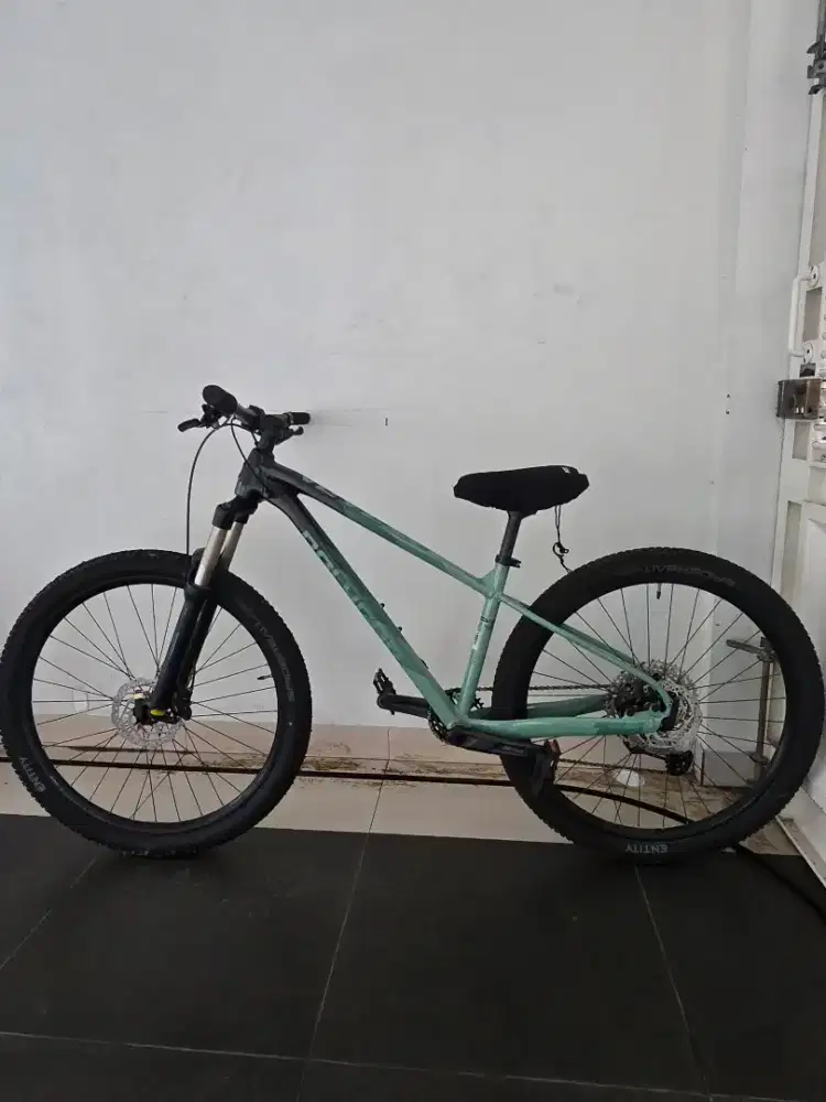 Sepeda Polygon Xtrada 6. cocok utk segala medan.