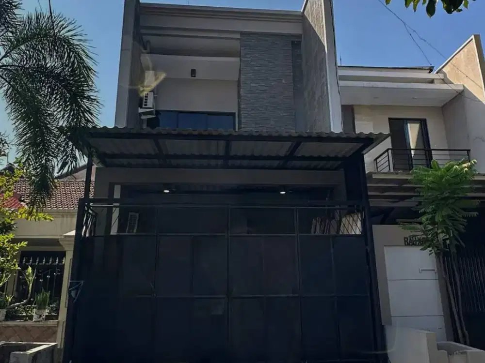 RUMAH RUNGKUT ASRI, Hadap Selatan, MINIMALIS