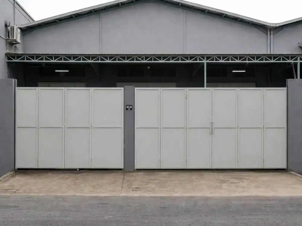 Pergudangan Romokalisari Baru, Modern, Loading Dock
