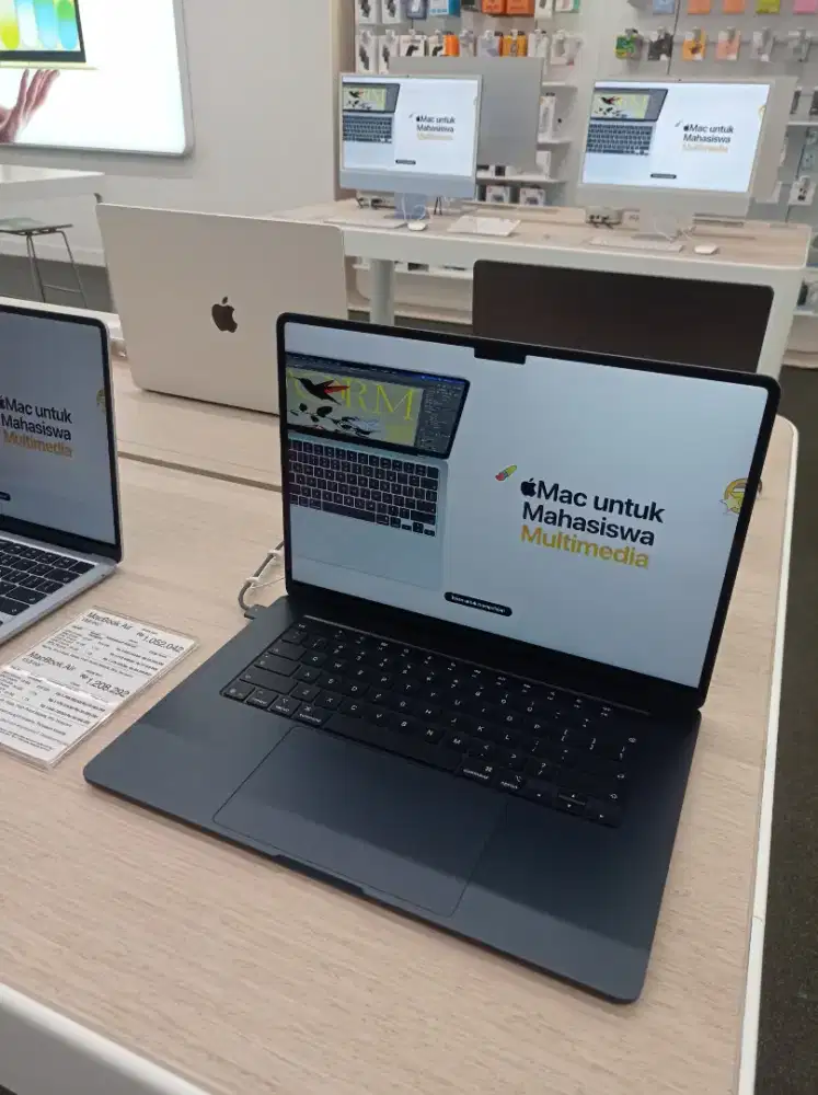MacBook Air M5 15' 16/512GB | Homecredit Bunga Ringan Proses Mudah