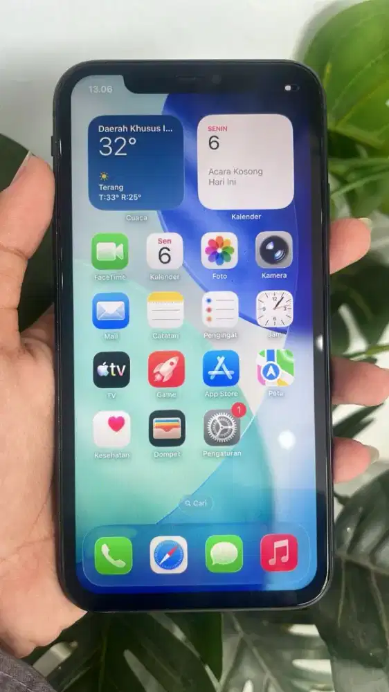 IPHONE 11 64 BLACK