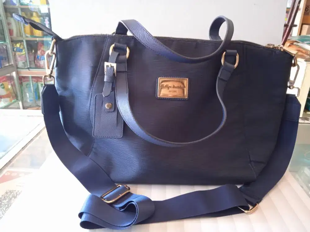 Preloved - Sling Bag - Shoulder Bag - Tas Selempang Wanita - Bekas