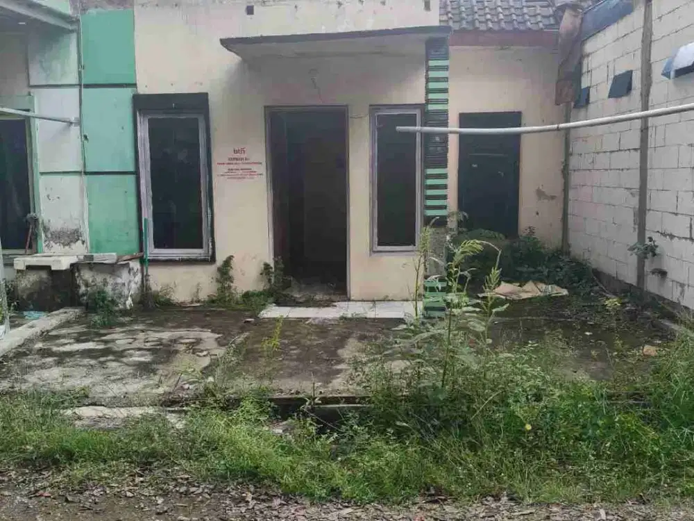 DI JUAL RUMAH 

PERUM SUFAH PERMAI BLOK B NO 11
KEL. : GUYANGAN 
KEC. : BAGOR
KAB  : NGANJUK