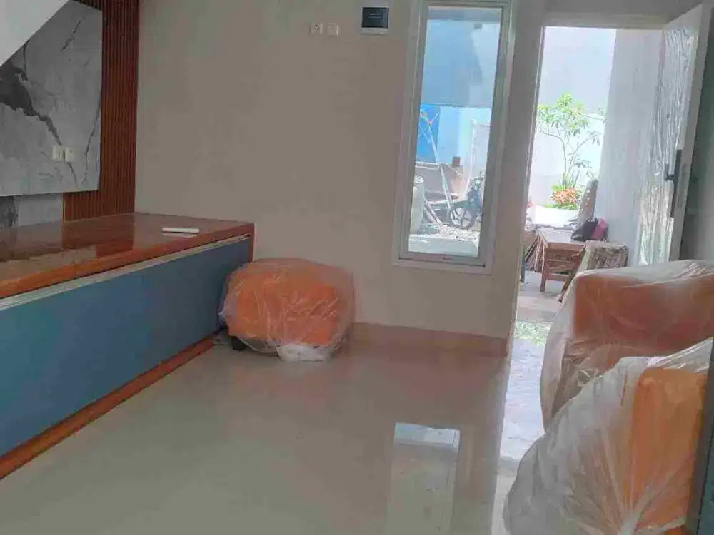 Di jual Rumah Murah 2 lantai di percetakan negara Salemba Jakarta pusat Dekat BPOM