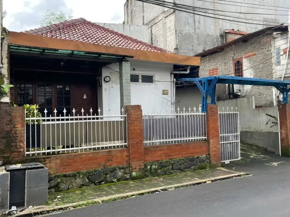 Rumah Cocok untuk Hunian, Kantor, Usaha Sangat Strategis dekat TB Simatupang, Jatipadang, Pasar Minggu, Jakarta Selatan
